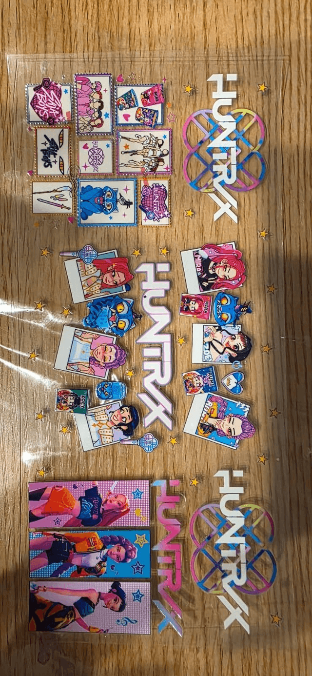 Huntr X (2)
